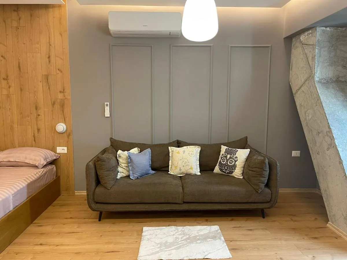 Square 21 Studio Apartments Tirana